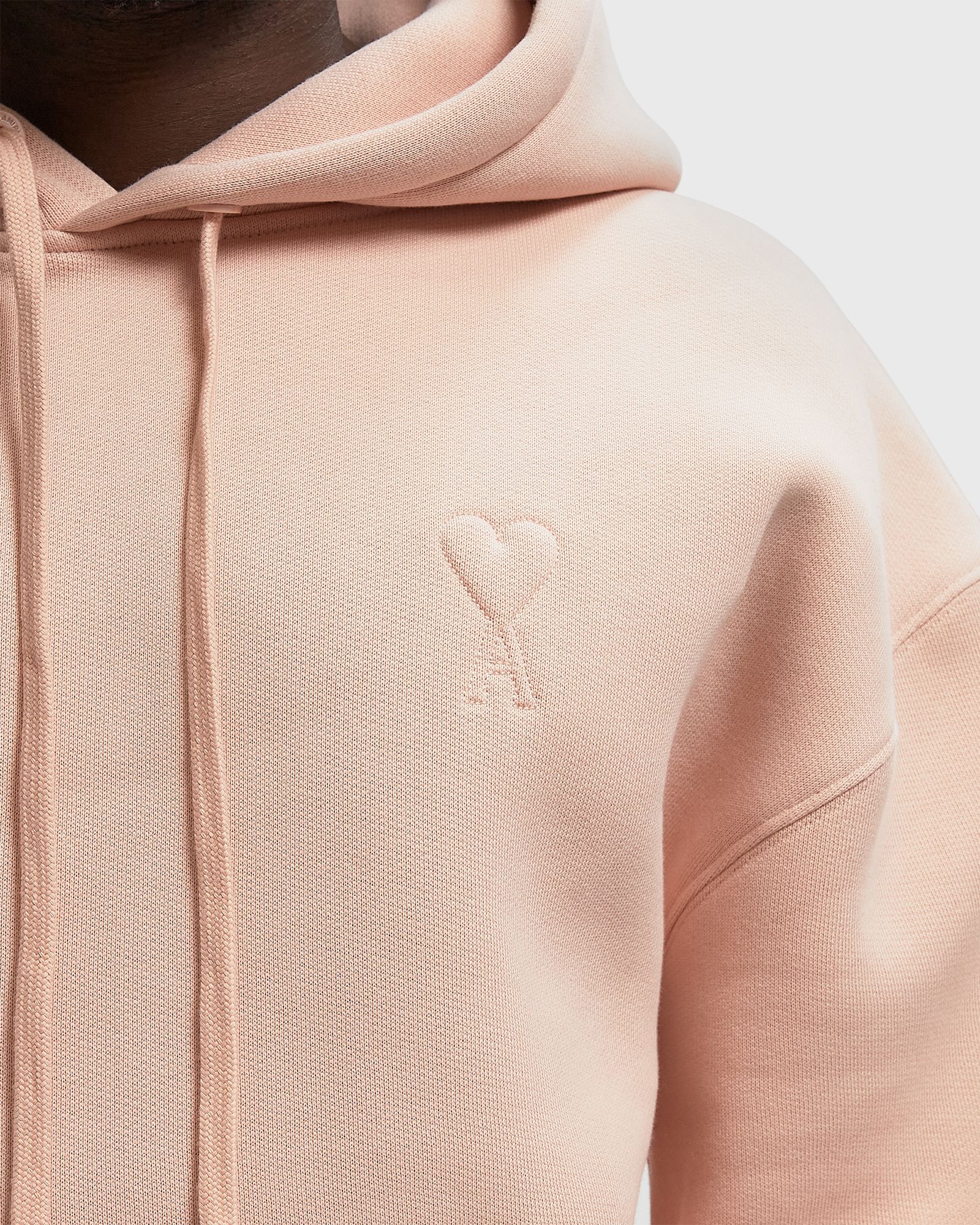 ✩ Ami ✩ AMI Paris BIG AMI DE COEUR EMBOSSED HOODIE Pink | BSTN Store
