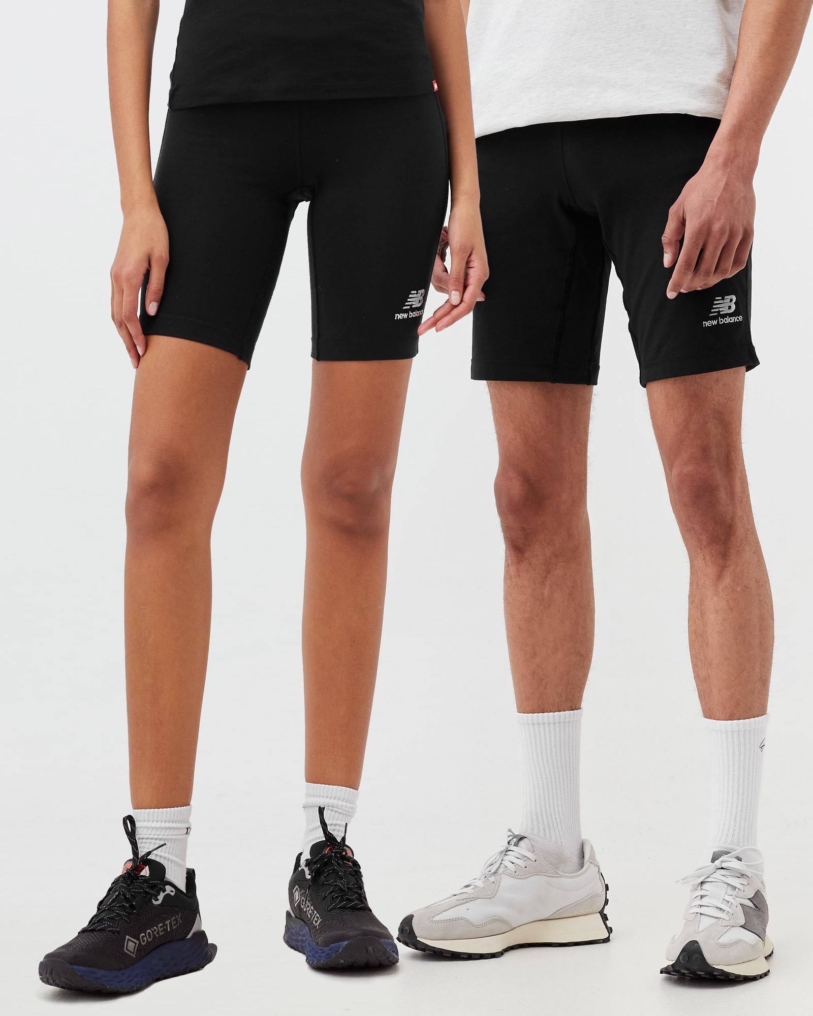 UNI-SSENTIALS LEGGINGS SHORTS