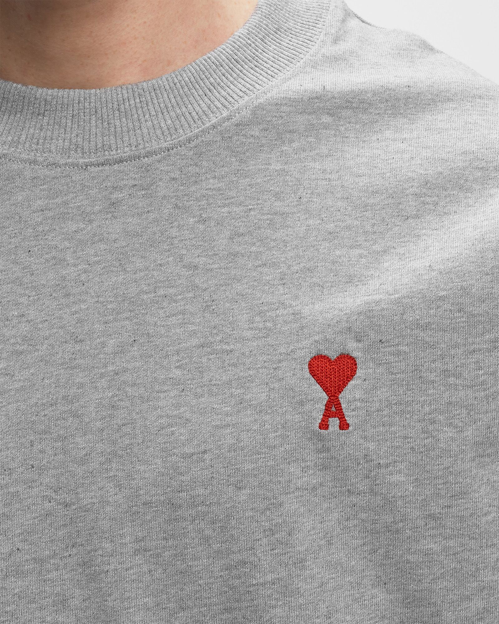AMI Paris AMI DE COEUR LONGSLEEVE T-SHIRT Grey | BSTN Store