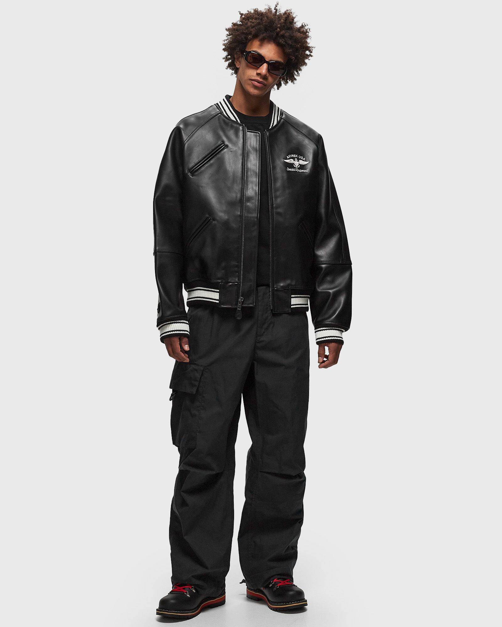 【限定値下げ】AVENCHUMU stadium jacket ブラック Avirex Stadium Jacket Black College Jackets Avirex