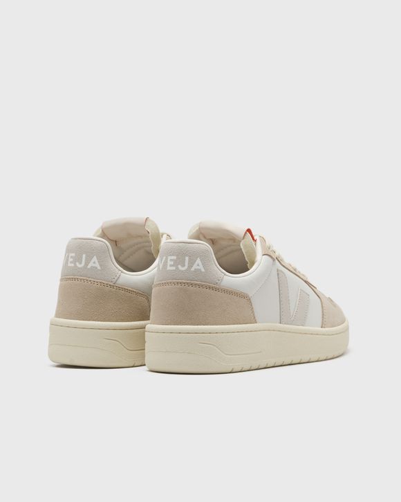 GRAINED LEATHER