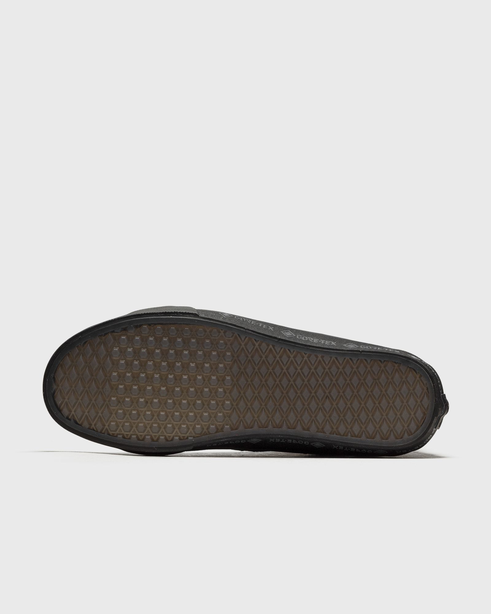 UA Sk8-Hi Reissue Notchback GTX VLT LX