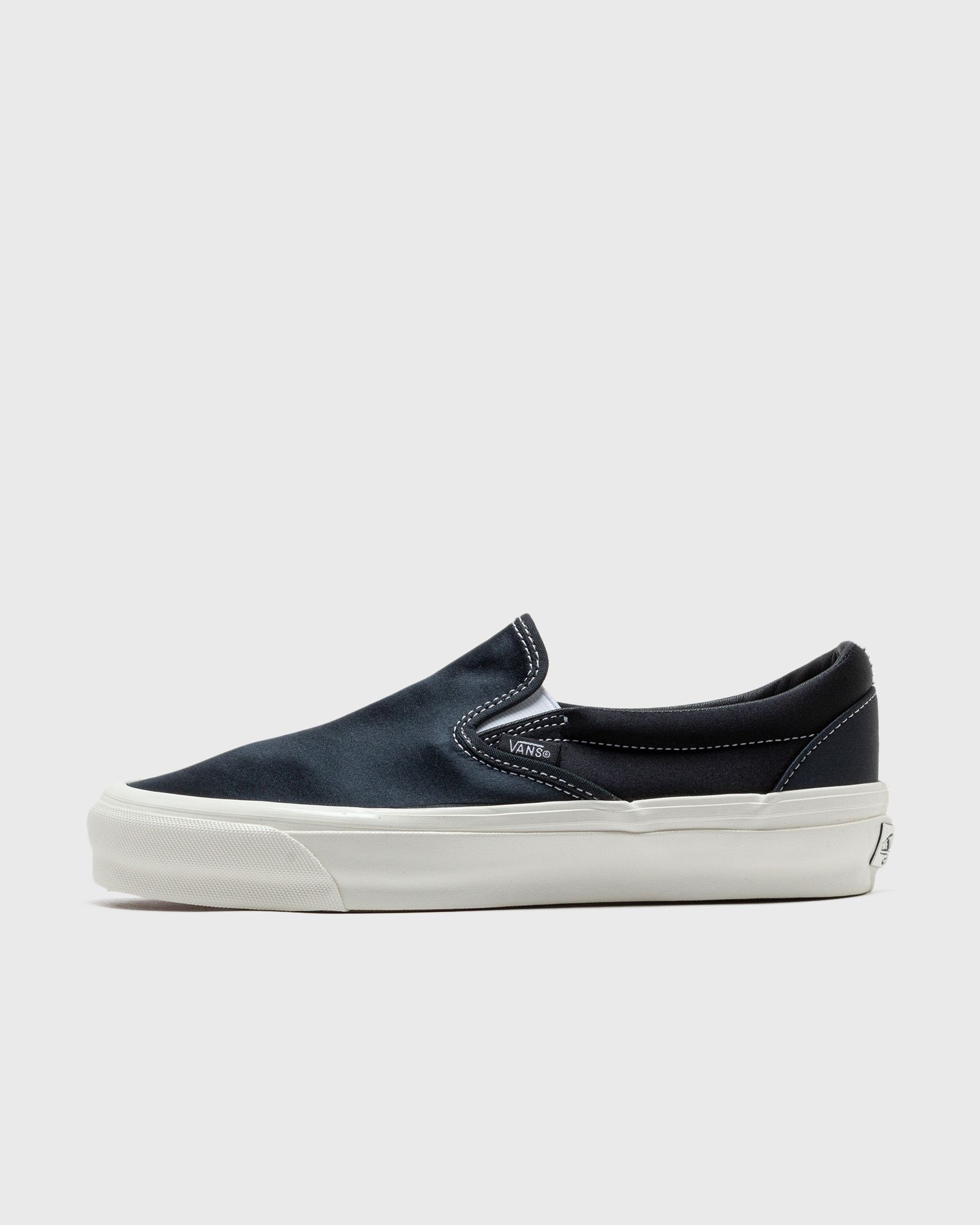 Vans LX Slip-On Reissue 98 SATN Black | BSTN Store