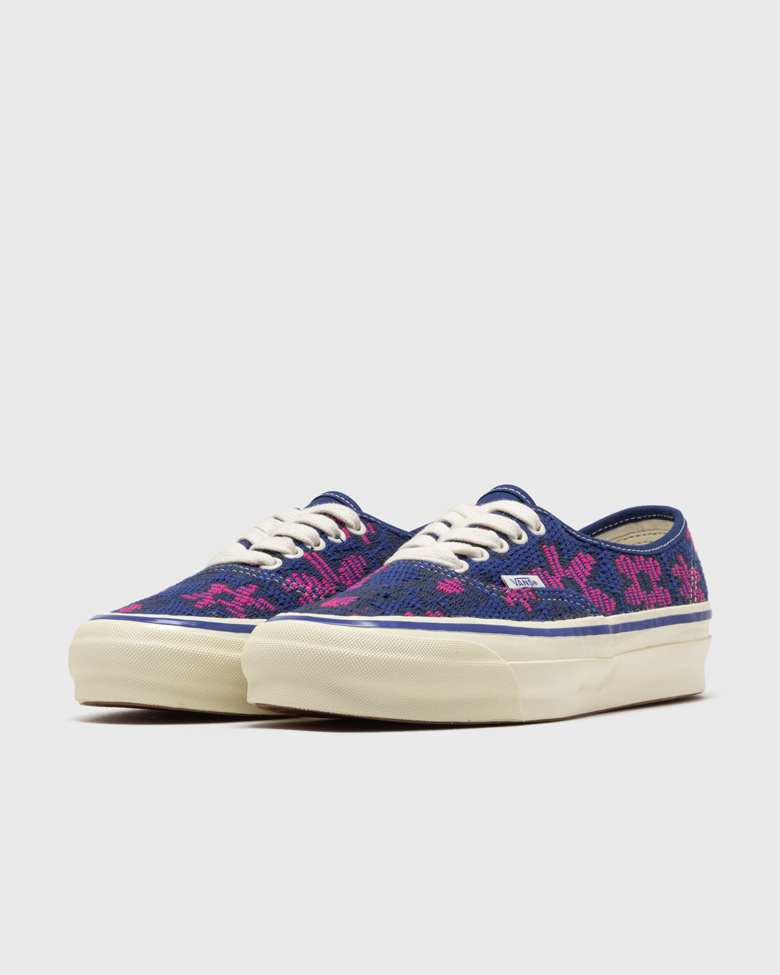 LX Authentic 44 DAISY