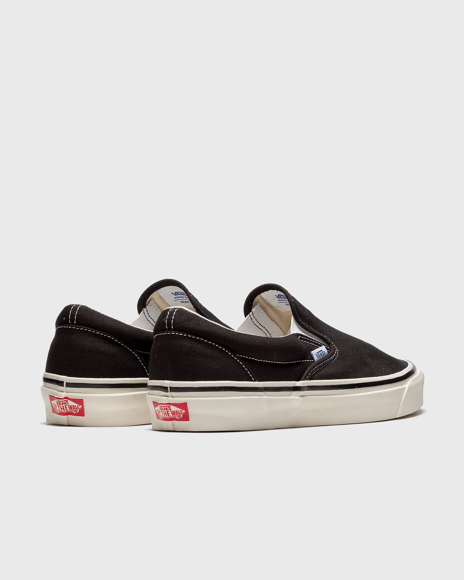 UA Classic Slip-On 98 DX