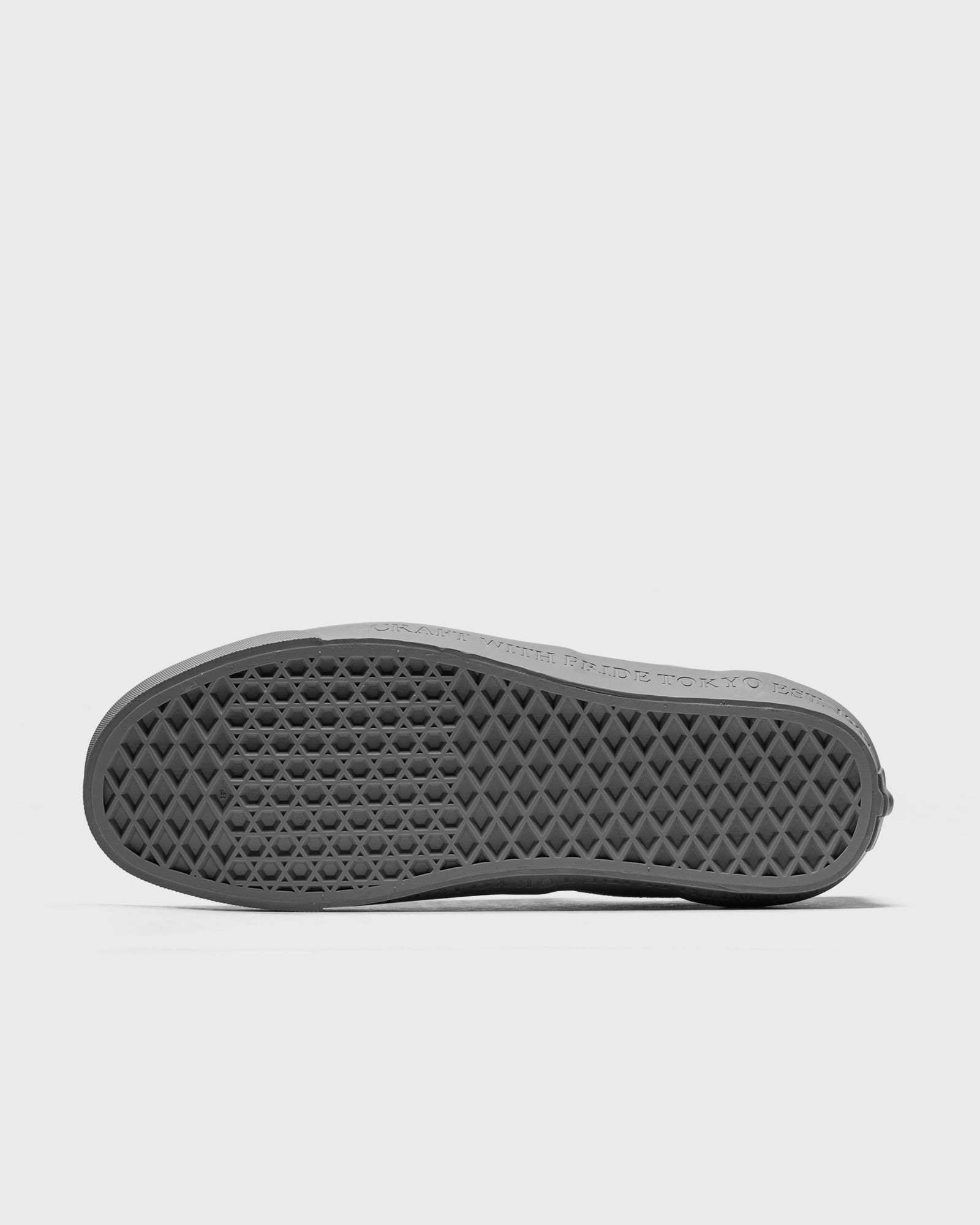 UA Era 95 DX x Neighborhood