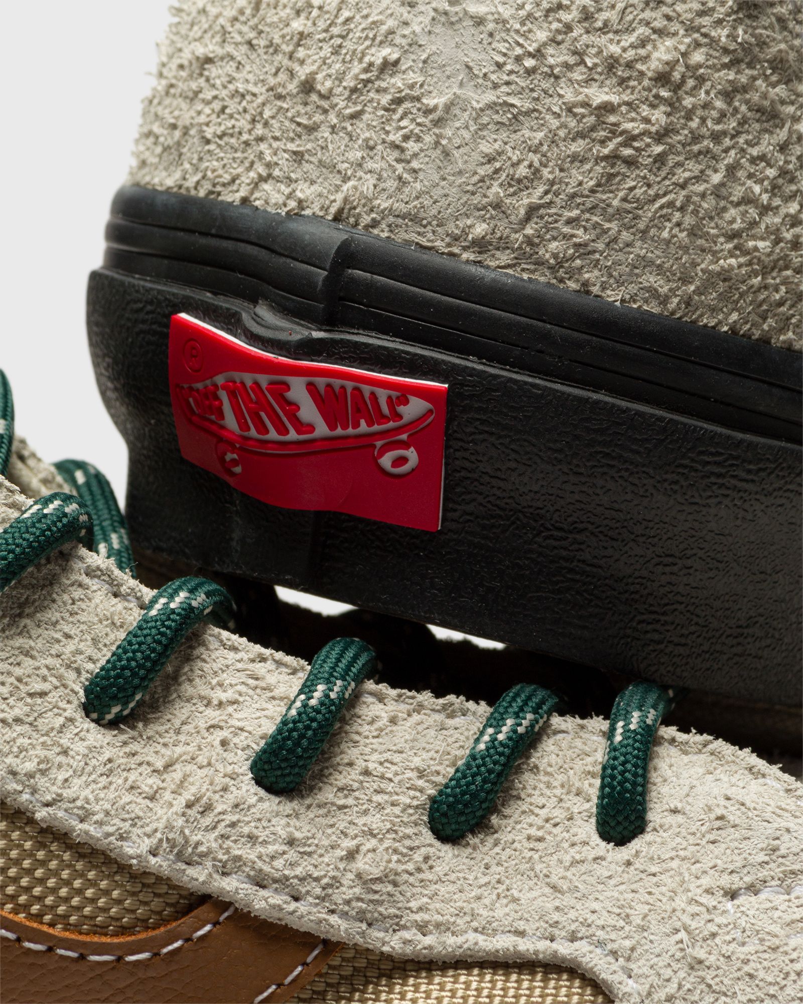 UA SK8-Hi Reissue VLT LX