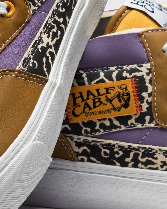 UA Half Cab EF VAULT LX