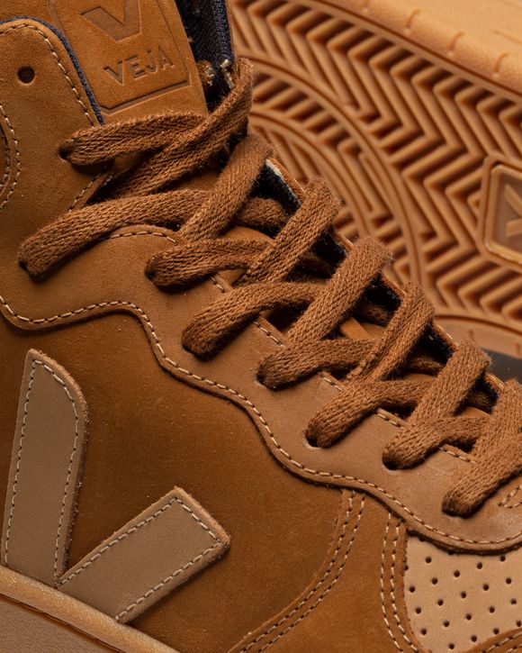 V-15 NUBUCK