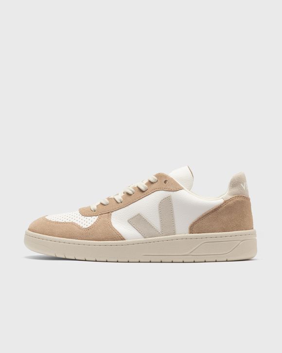 Veja V-10 CHFREE Beige | BSTN Store