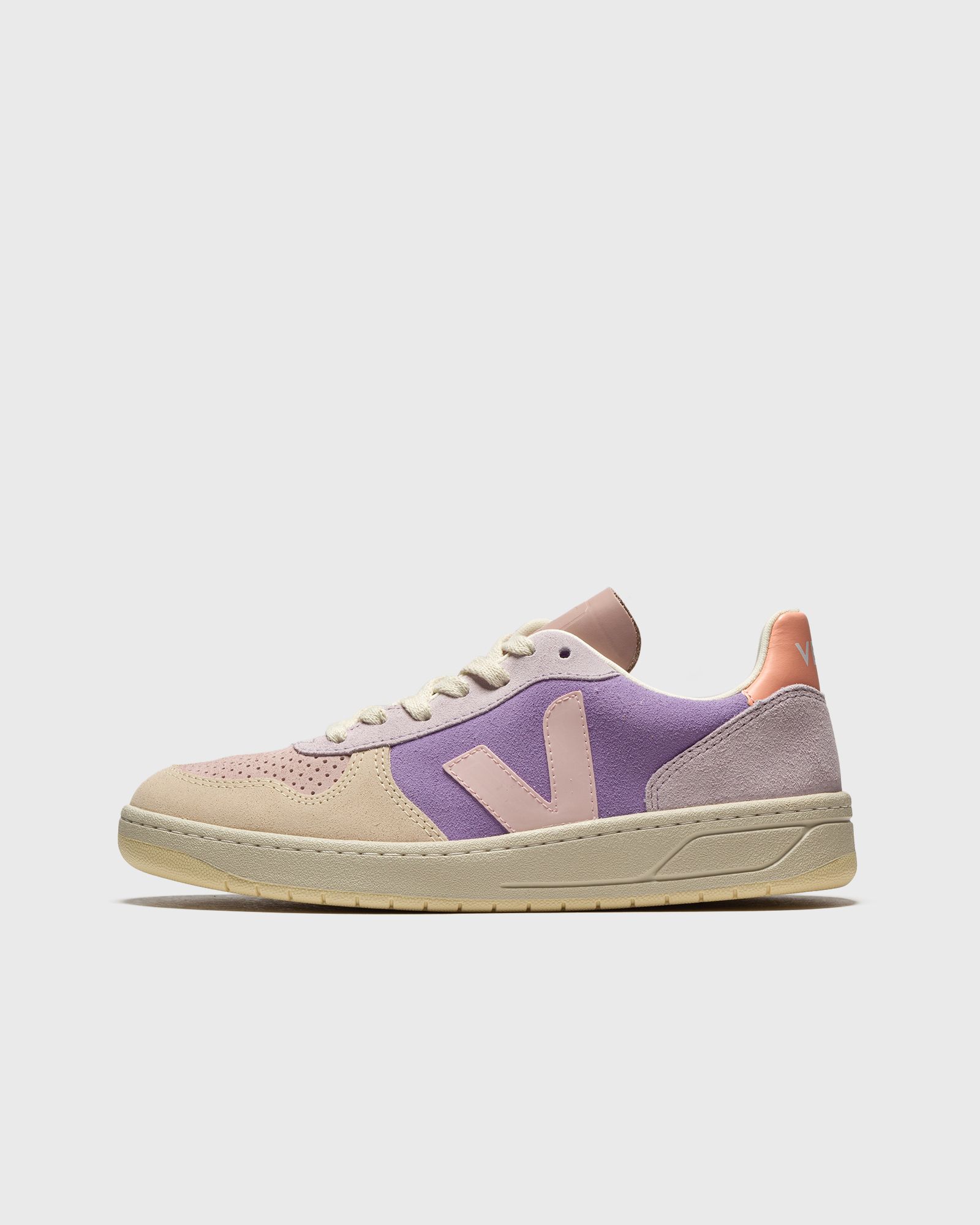 WMNS V-10 SUEDE