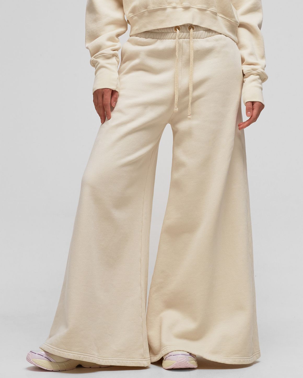 Les Tien Flare Pant Beige | BSTN Store