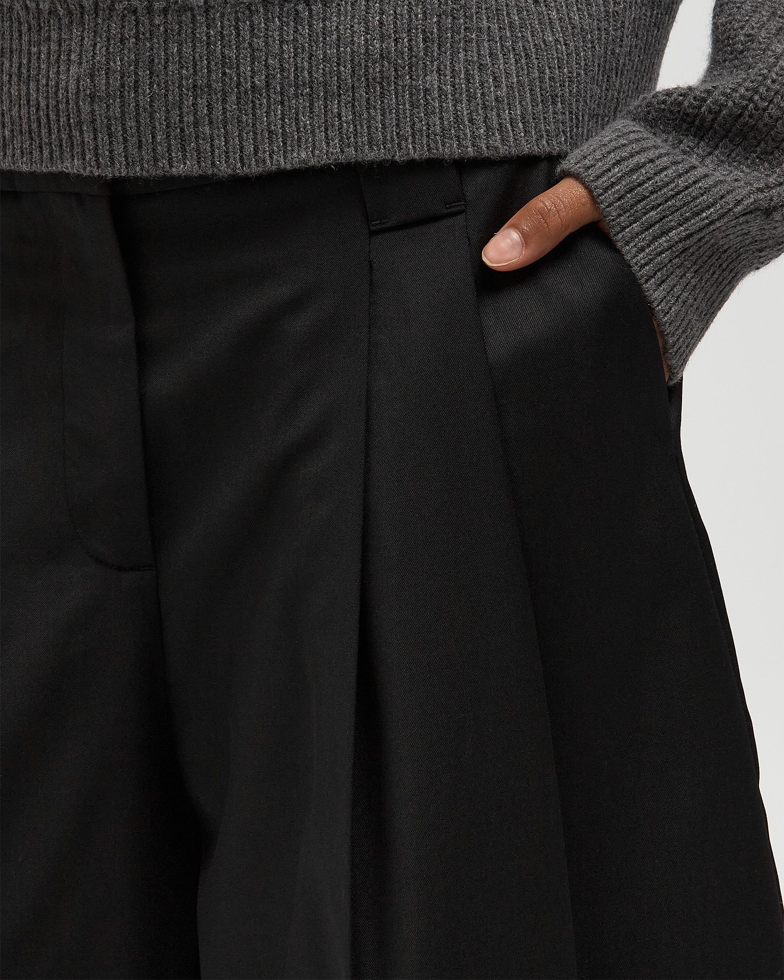 Calendered Wool Tailoring Wide Shorts