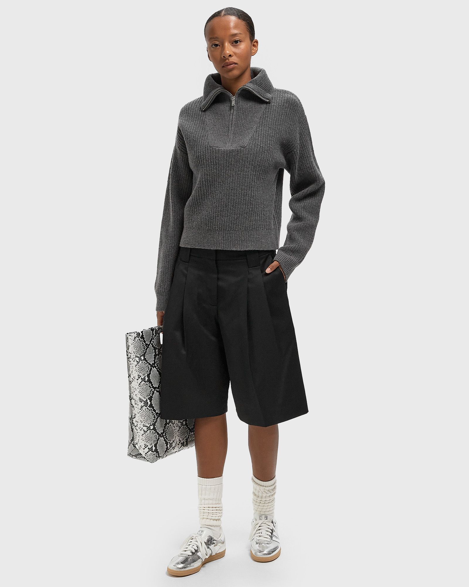 Calendered Wool Tailoring Wide Shorts