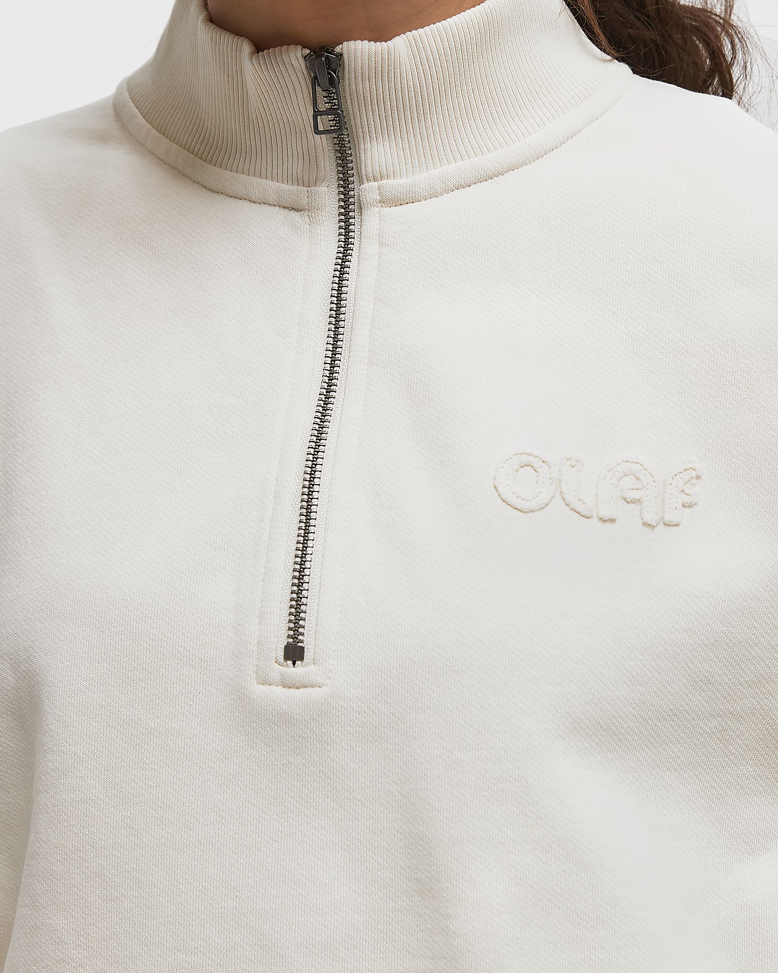 HALF ZIP SWEATSHIRT