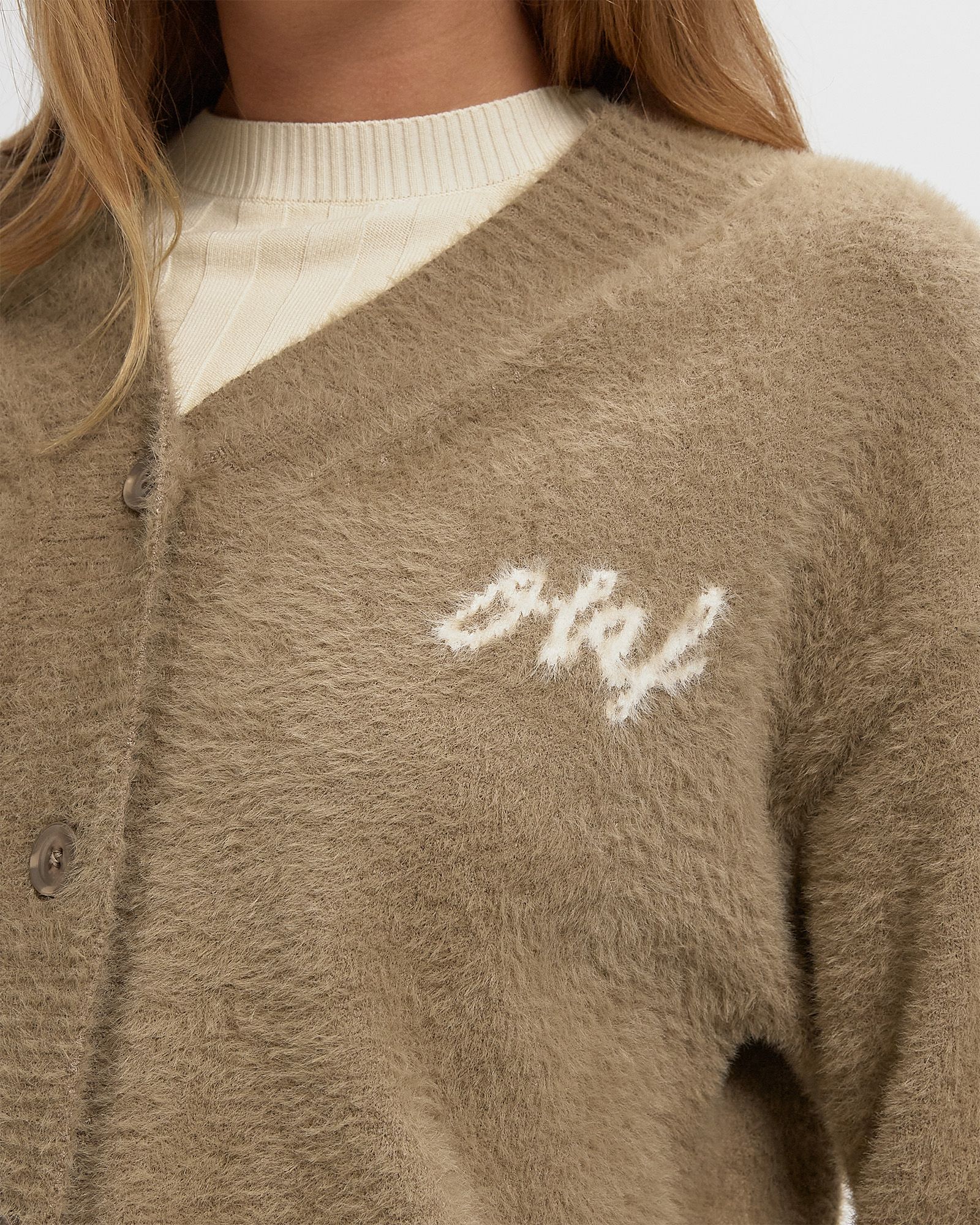 FLUFFY SCRIPT LOGO CARDIGAN