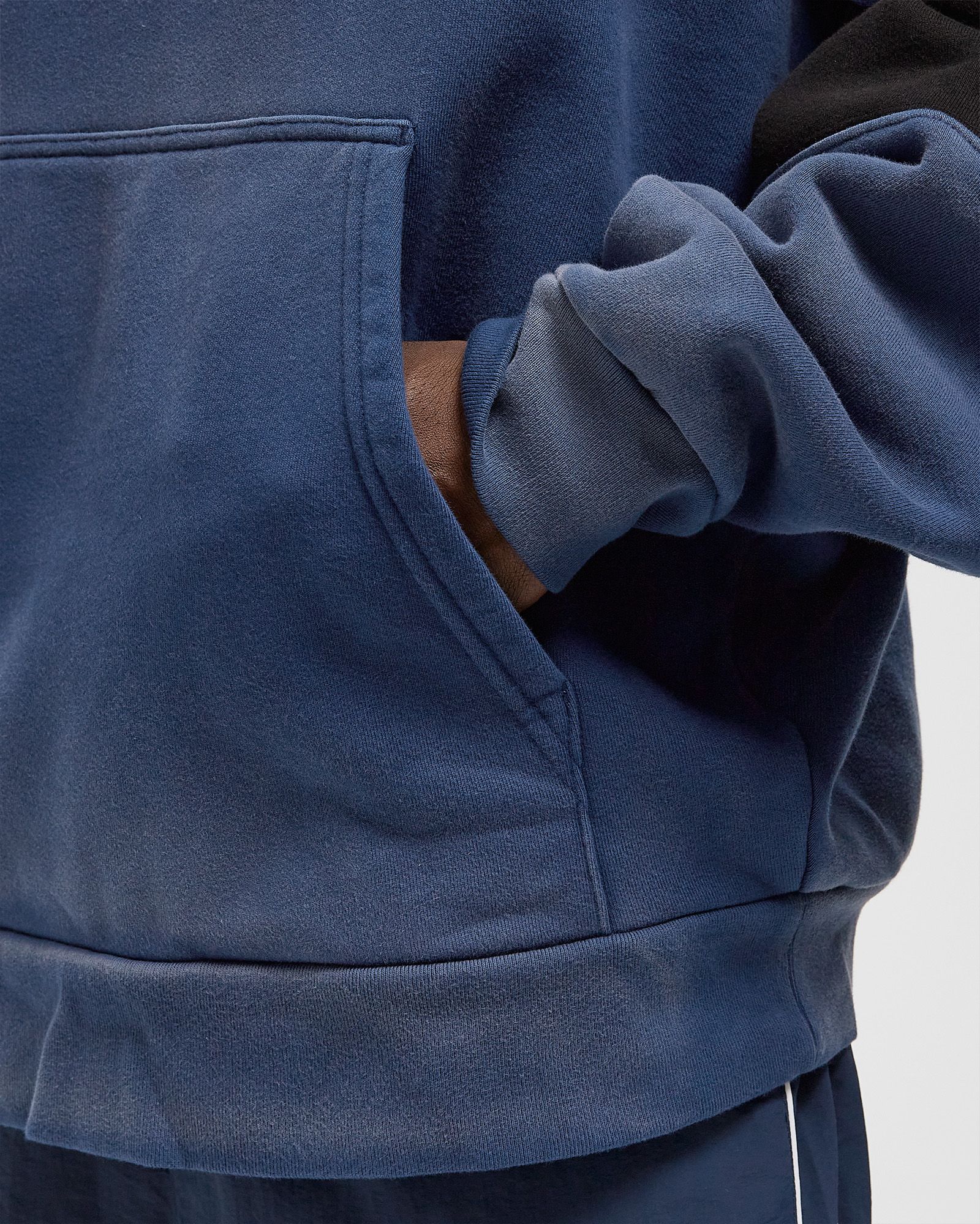 CASA DE CHAVARRIA HOODIE