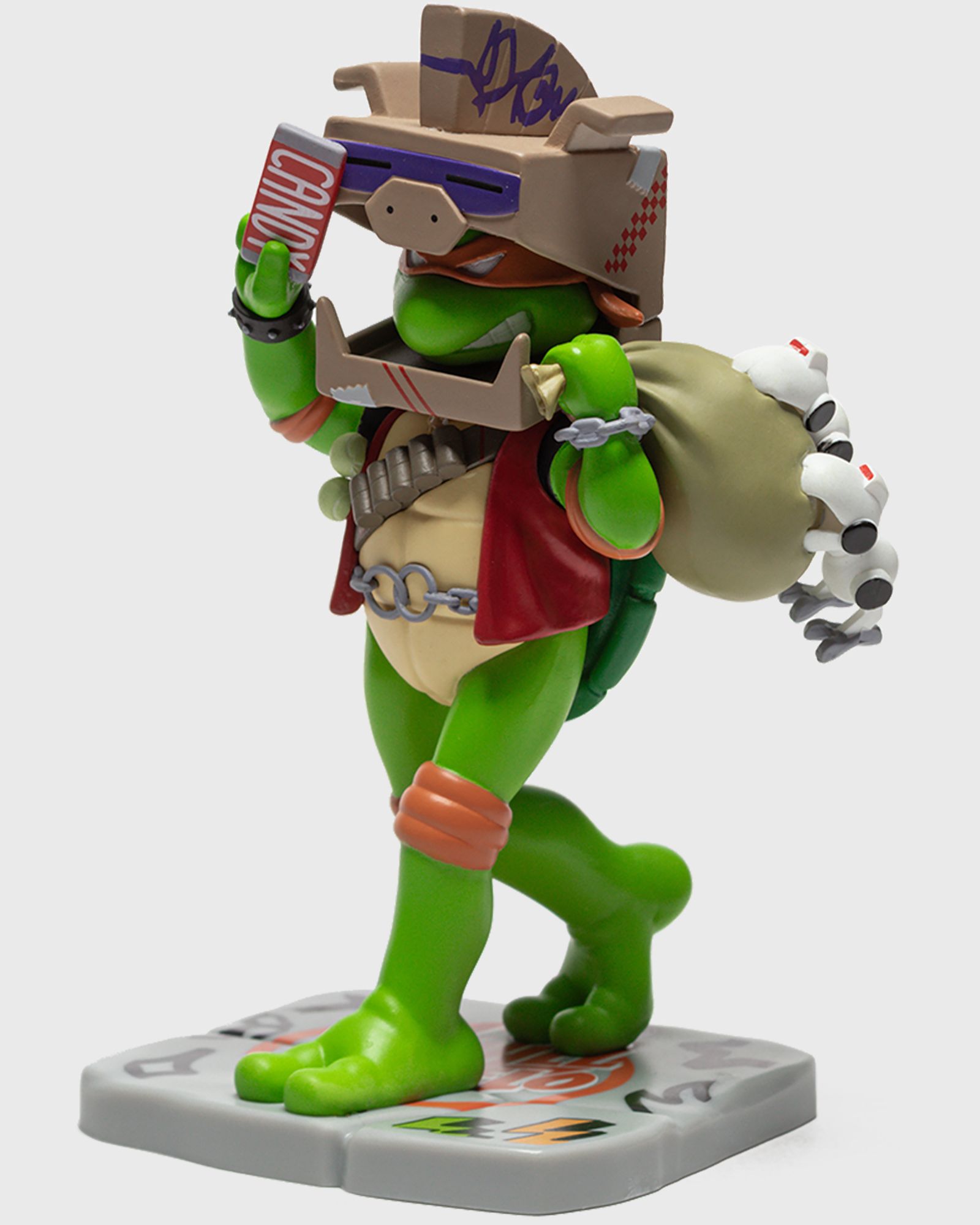 Remixx: Teenage Mutant Ninja Turtle Michelangelo Cowa-BOO-nga! Edition