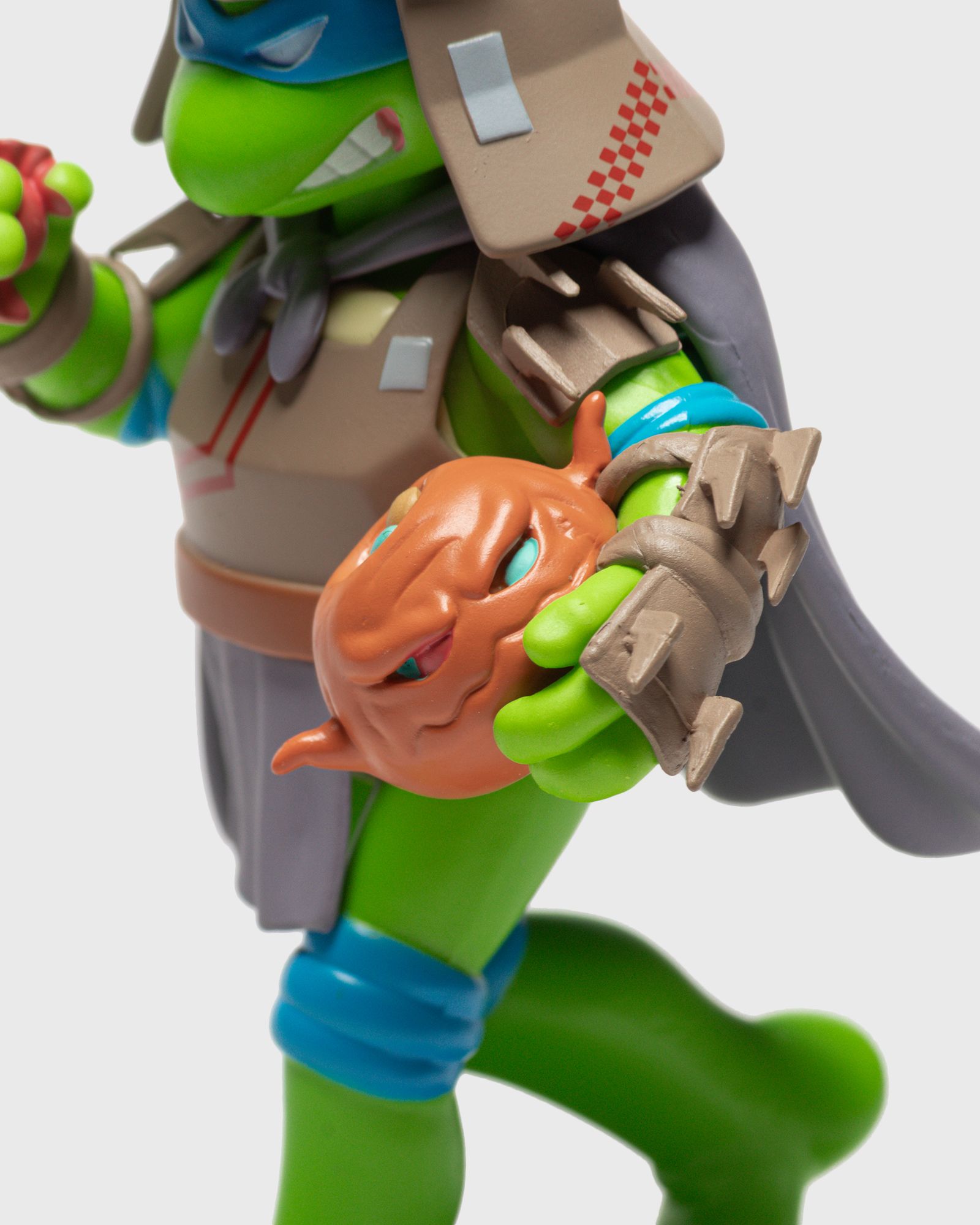 Remixx: Teenage Mutant Ninja Turtle Leonardo Cowa-BOO-nga! Edition