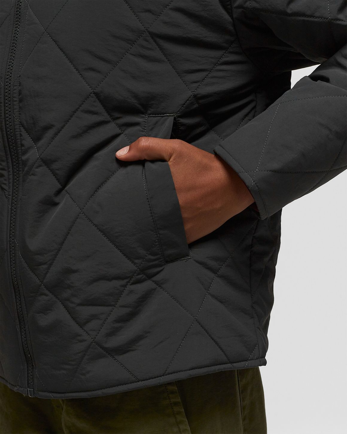 送料&関税込みアウター☆NB Athletics Fashion Insulated Jacket New Balance Athletics Fashion Insulated Jacket Black | BSTN