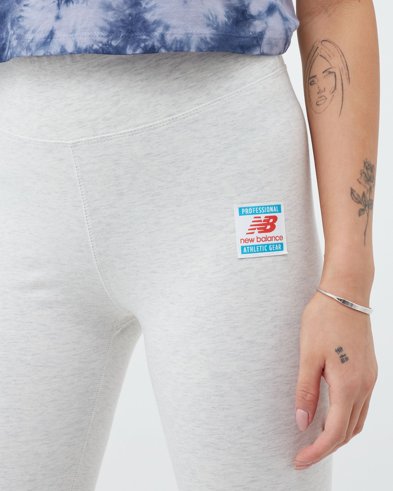 ESSENTIALS FIELD DAY LEGGINGS