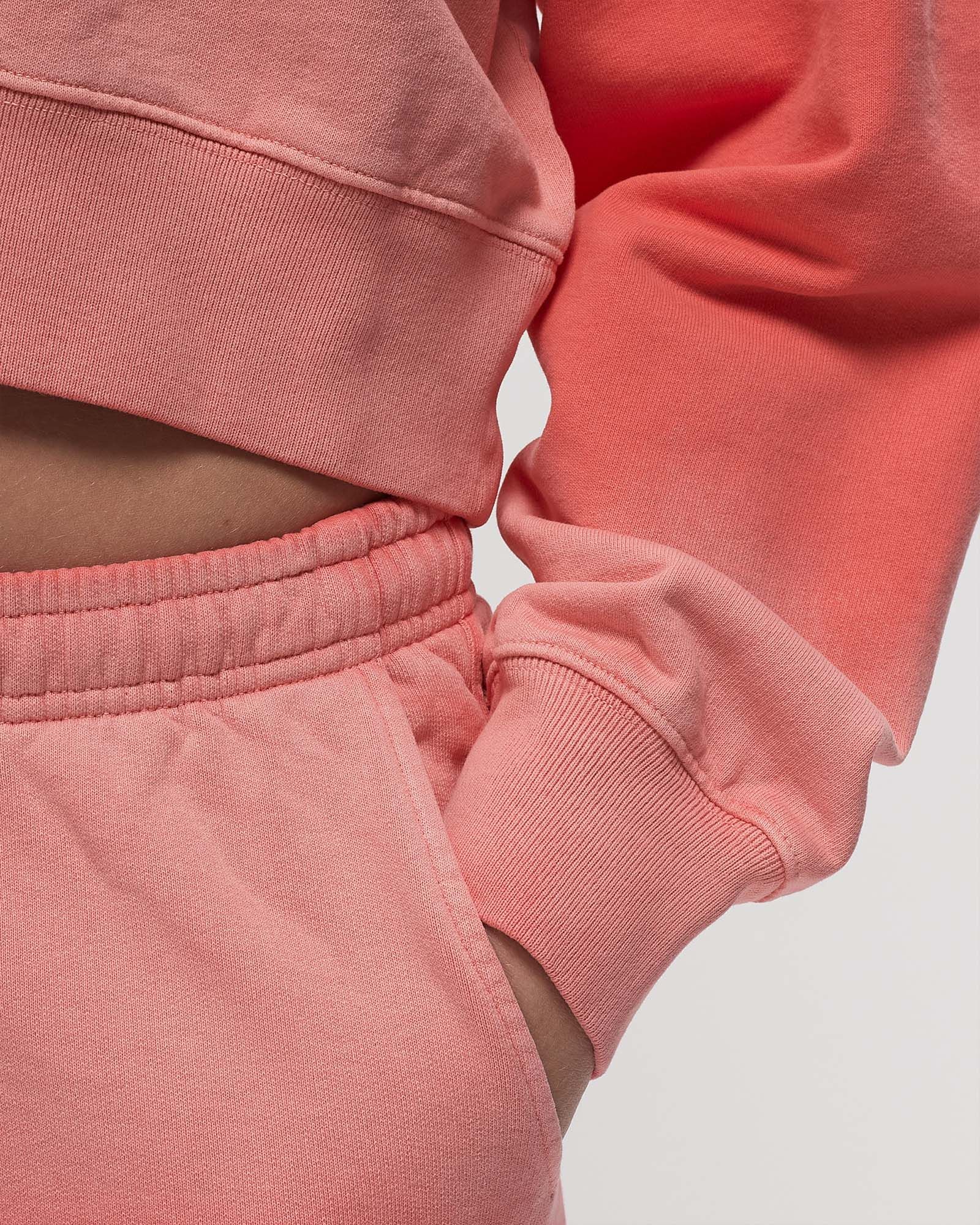 Serif Logo Embroidered Cropped Crewneck Dip Dye