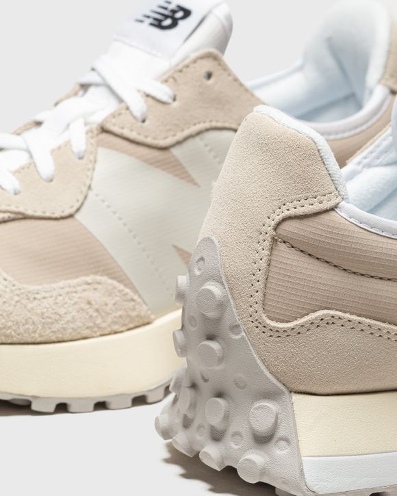 WMNS WS327EC