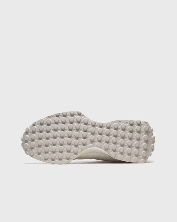 WMNS 327 EO