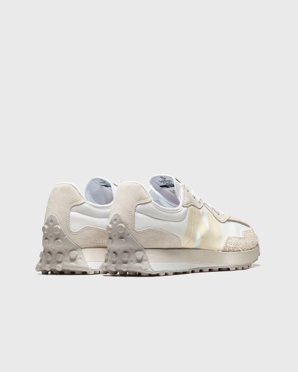 WMNS 327 EO