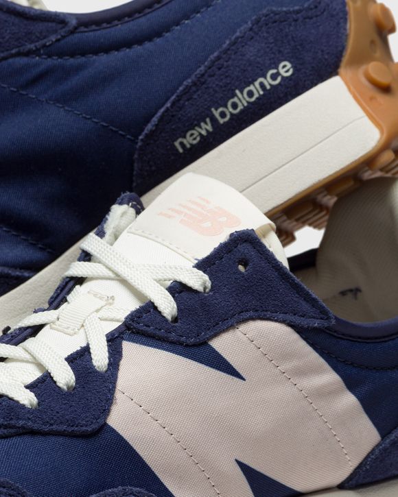 WMNS 327 