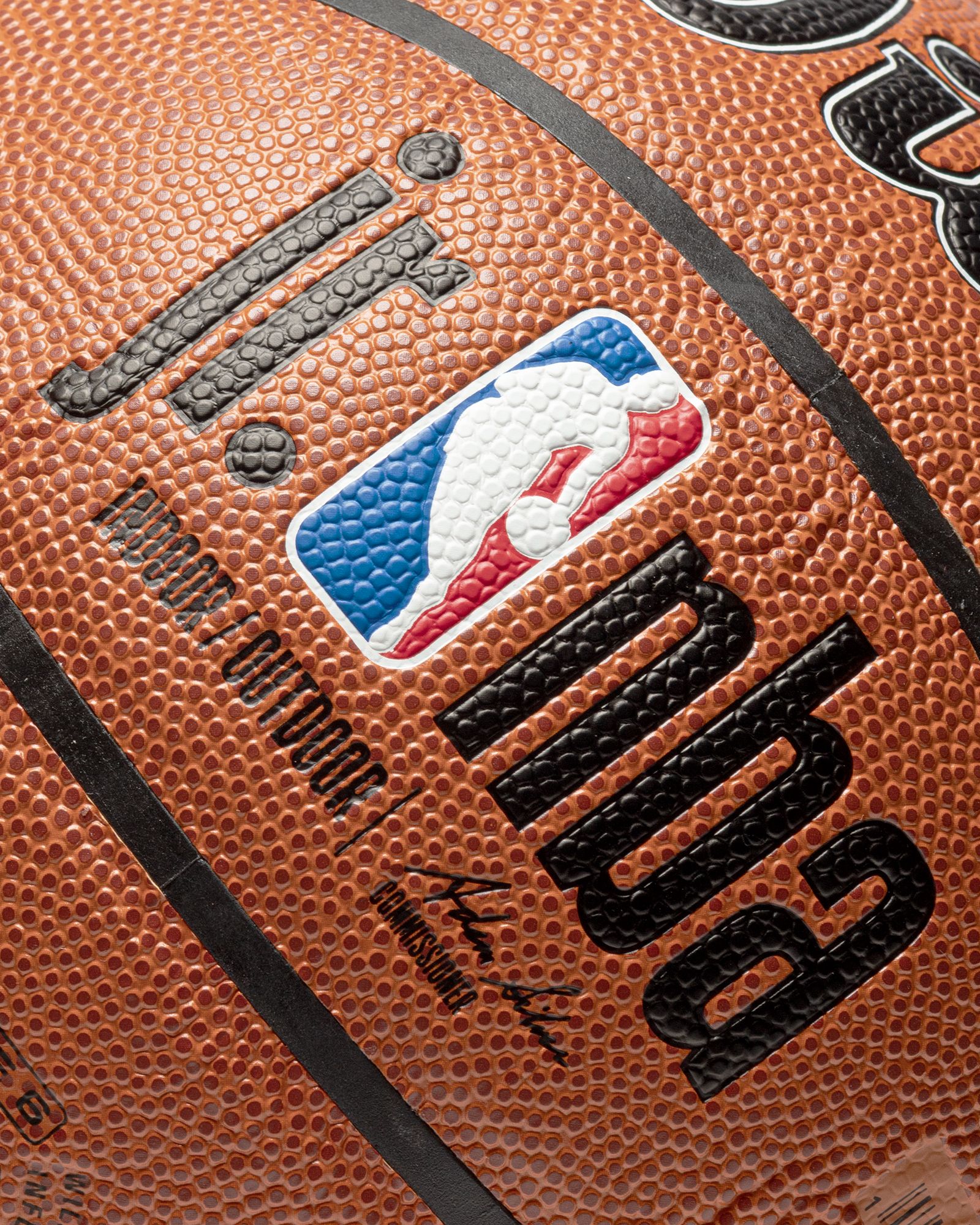 JR NBA AUTHENTIC INDOOR OUTDOOR BASKETBALL SZ6