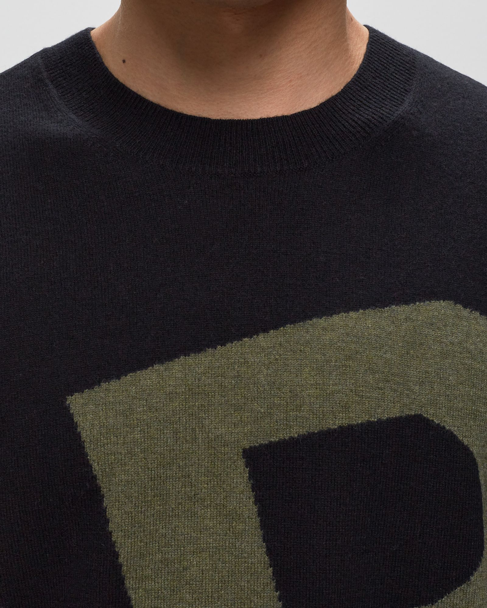 pull logo all over h