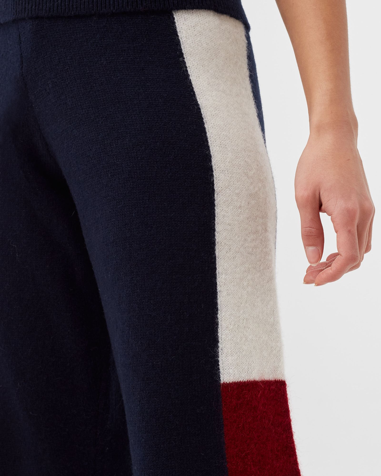 WMNS THL FLAG ICON TRACK PANT