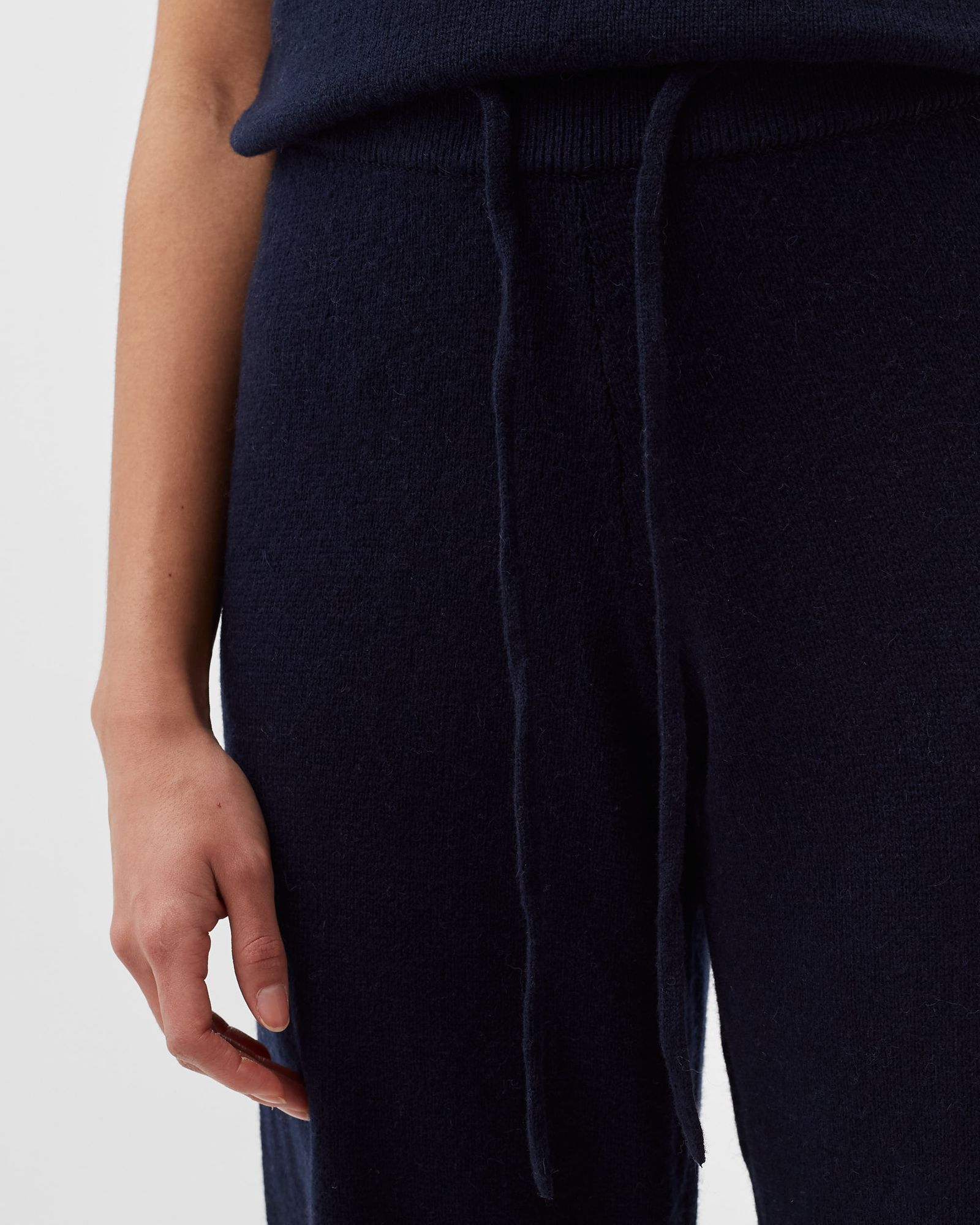 WMNS THL FLAG ICON TRACK PANT