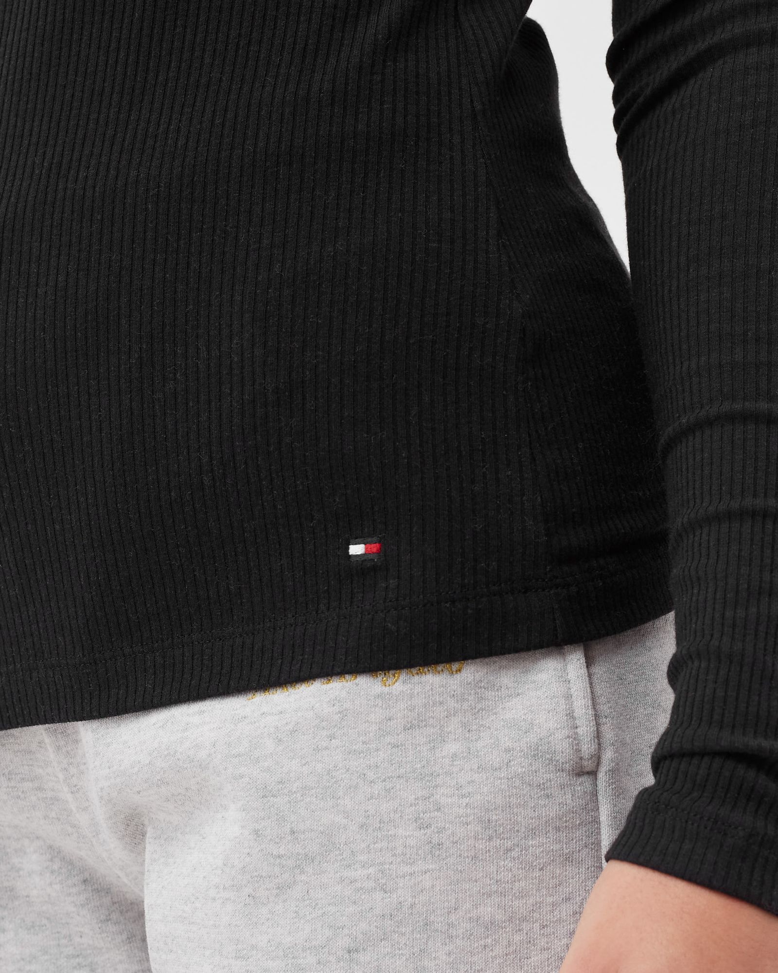 WMNS SKINNY MODAL RIB HIGH-NK TOP L/S