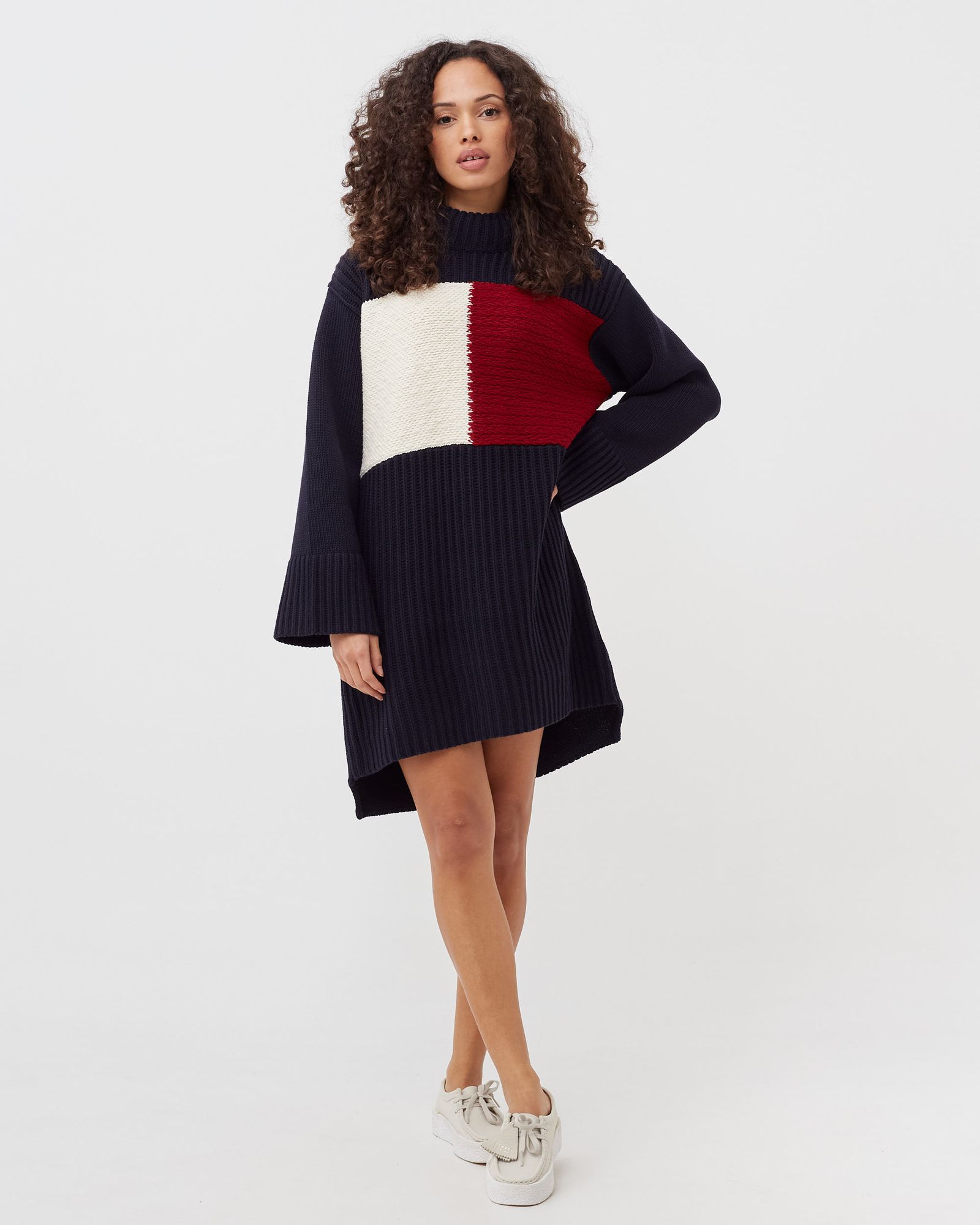 WMNS THL FLAG ICON FUNNEL NECK DRESS
