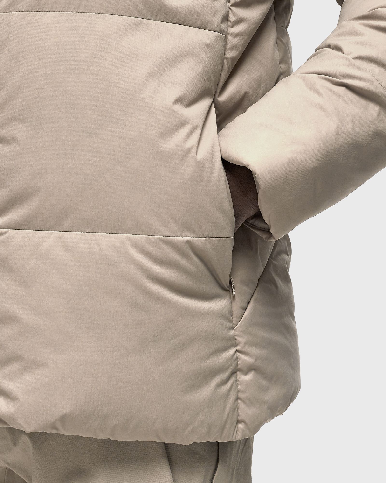 Conduit Down Jacket M