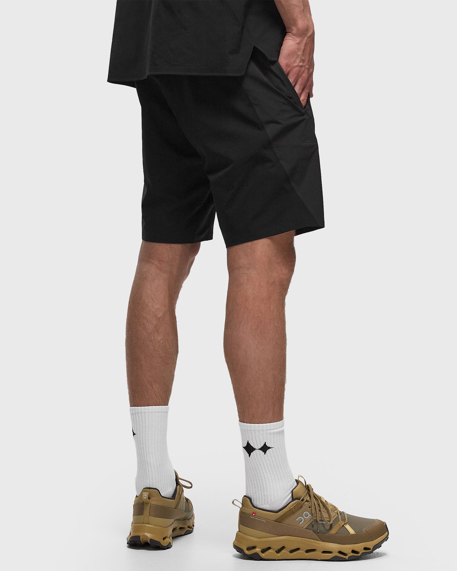 Arc´teryx Veilance SECANT COMP SHORT Black | BSTN Store