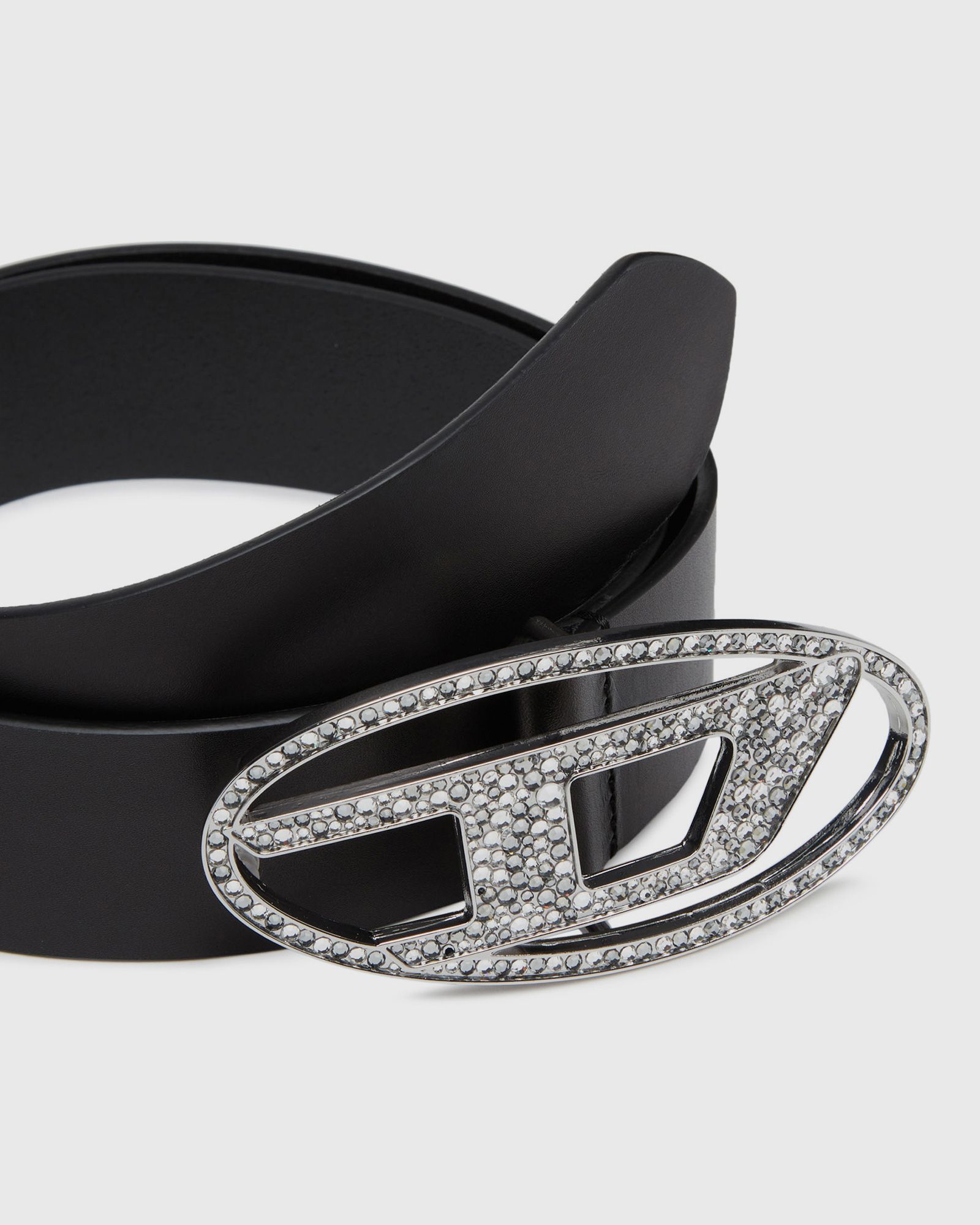 OVAL D LOGO B-1DR STRASS