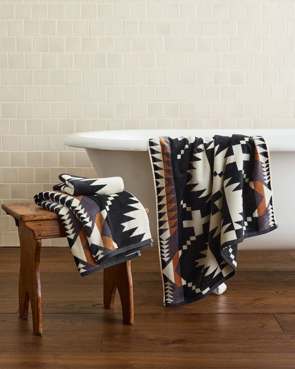 JACQUARD BATH TOWELS