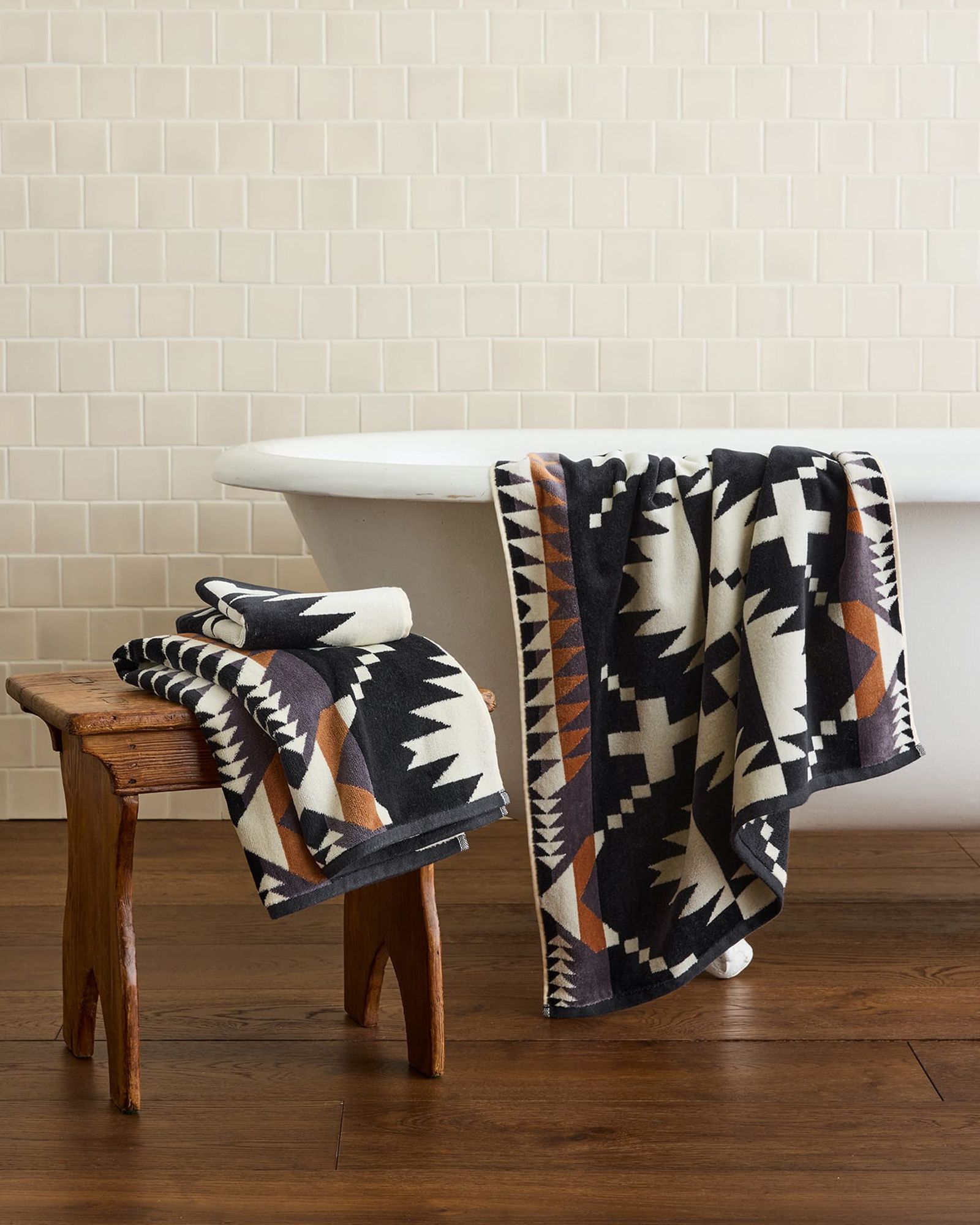 JACQUARD BATH TOWELS