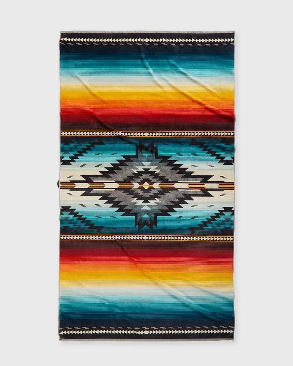 OVERSIZED JACQUARD SPA TOWEL