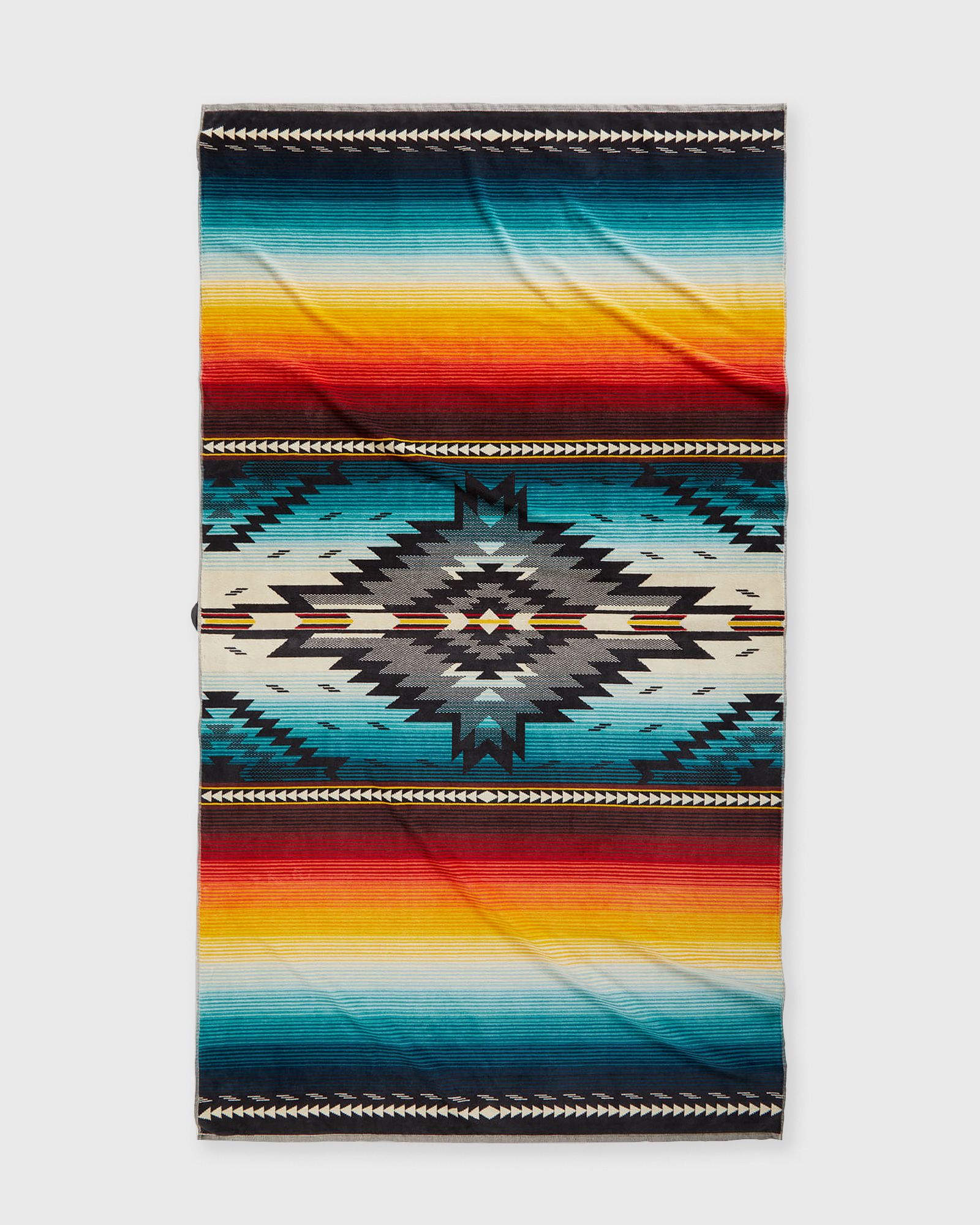 OVERSIZED JACQUARD SPA TOWEL