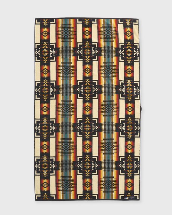 OVERSIZED JACQUARD SPA TOWEL