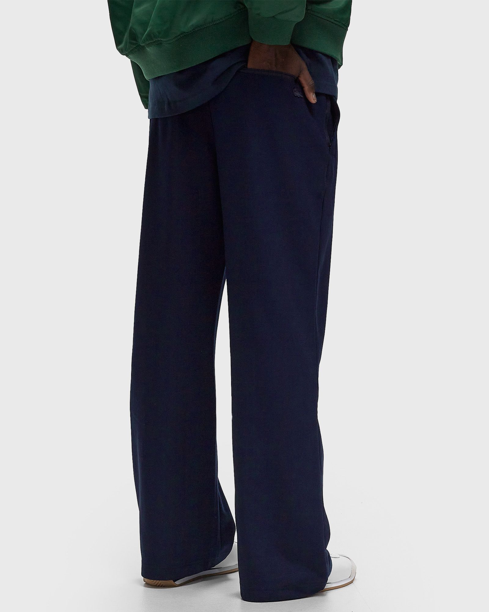 LOOSE FIT SWEATPANTS