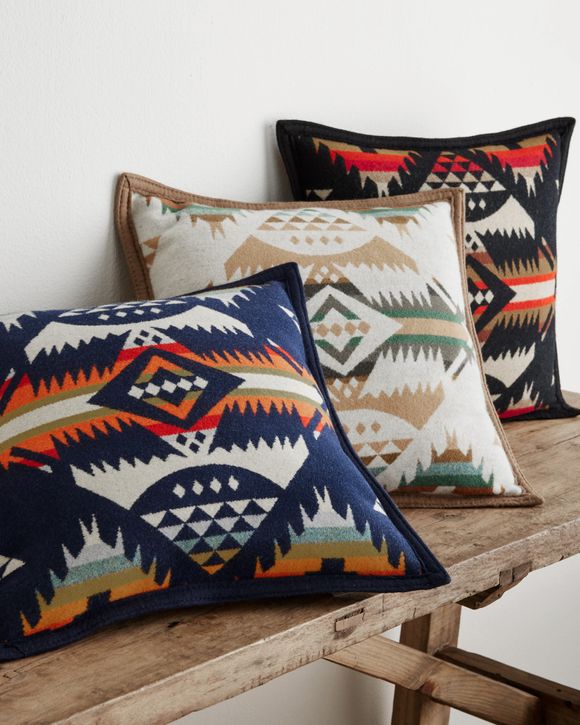 JACQUARD PILLOW 16X16