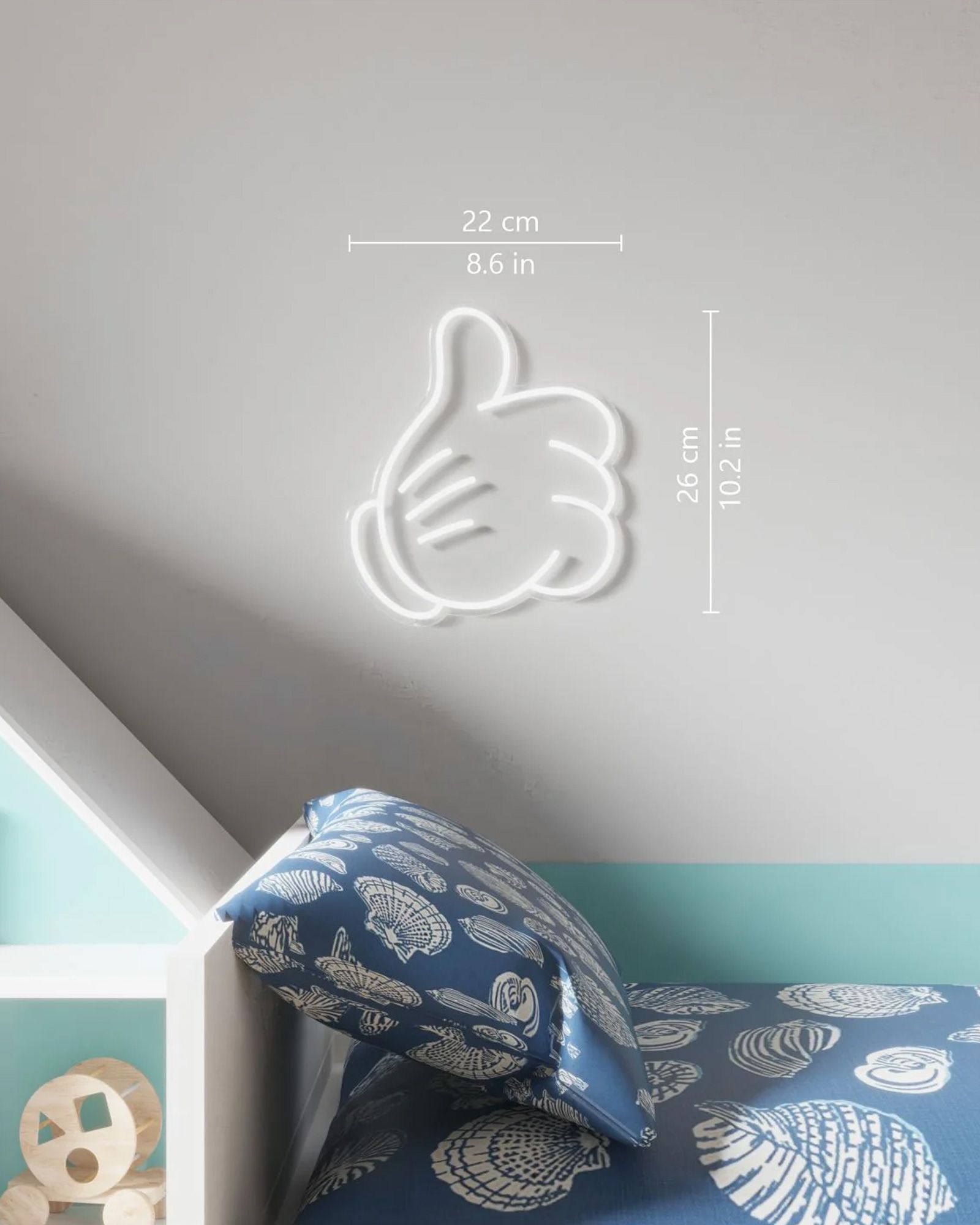 Disney Glove Thumb Up Small - EU PLUG