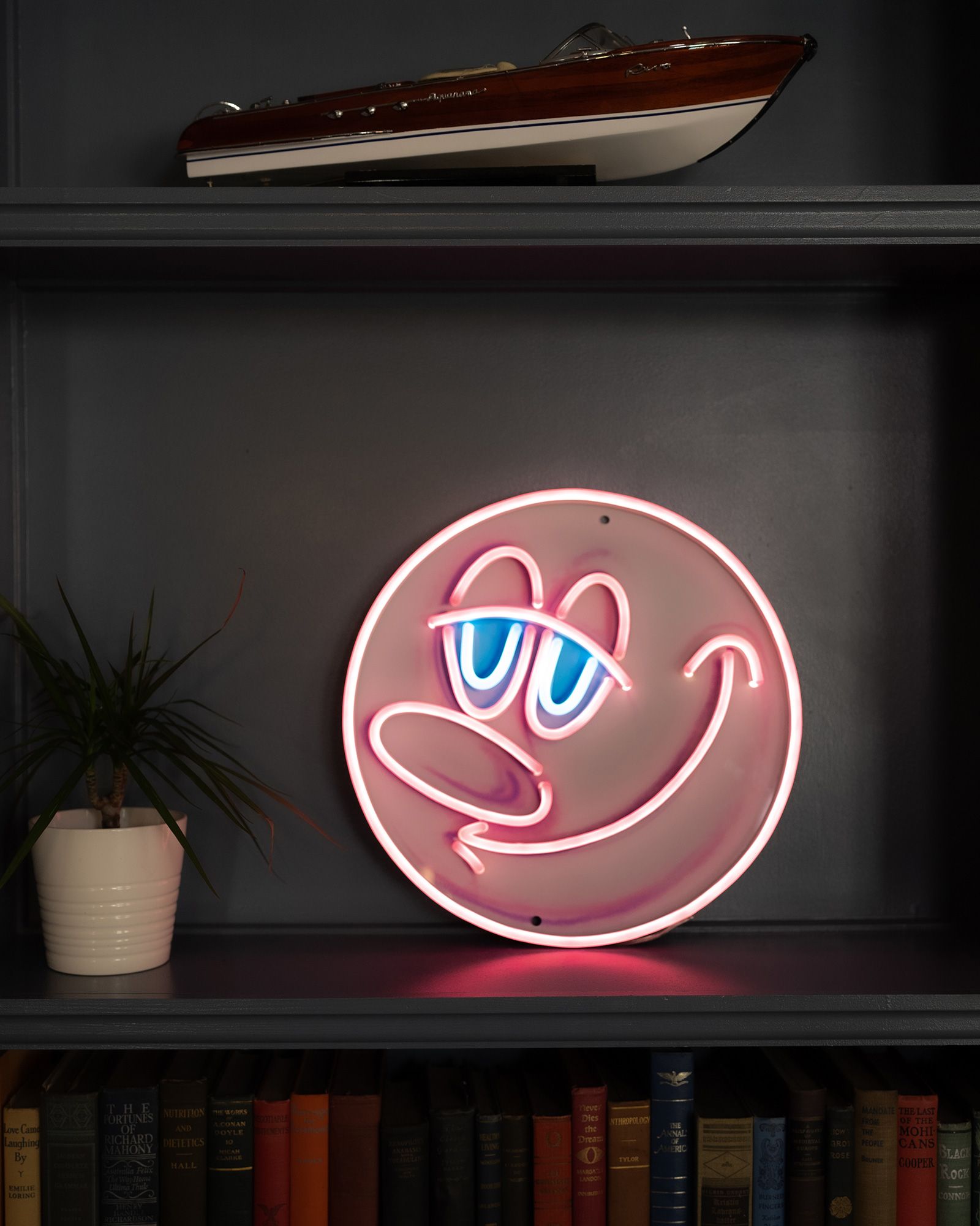 CHARMONY - YP X KENNY SCHARF - EU PLUG