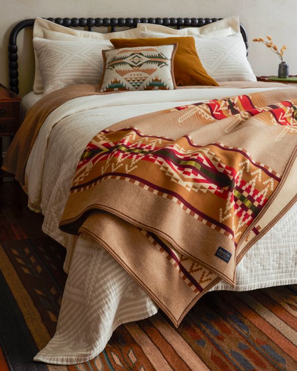 JACQUARD UNNAPPED ROBE