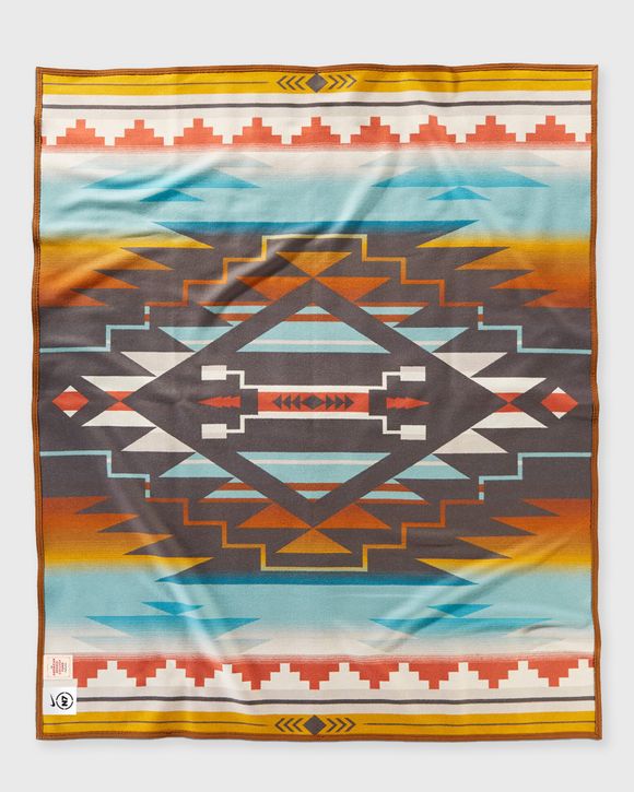 x NIKE N7 SEVEN GENERATIONS BLANKET